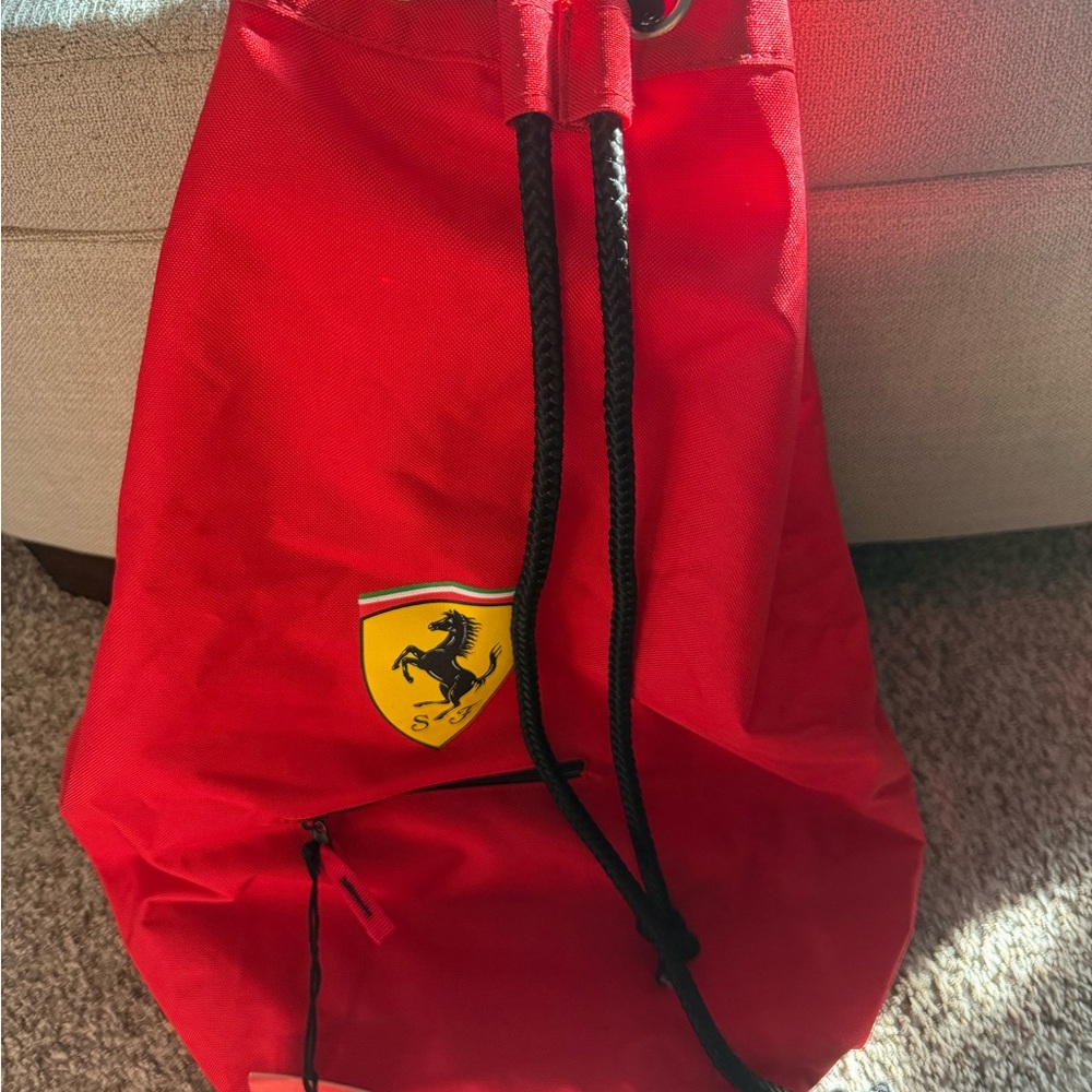 Ferrari Red Backpack with Logo - Picture 3 of 6
